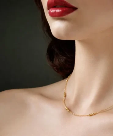 Altın Renk Mini Top Detaylı Zarif Zincir Kolye | Minimalist Kadın Takı