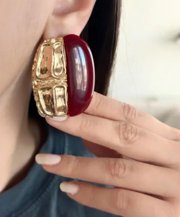 Şık Bordo Akrilik & Altın Detaylı Modern Halka Küpe